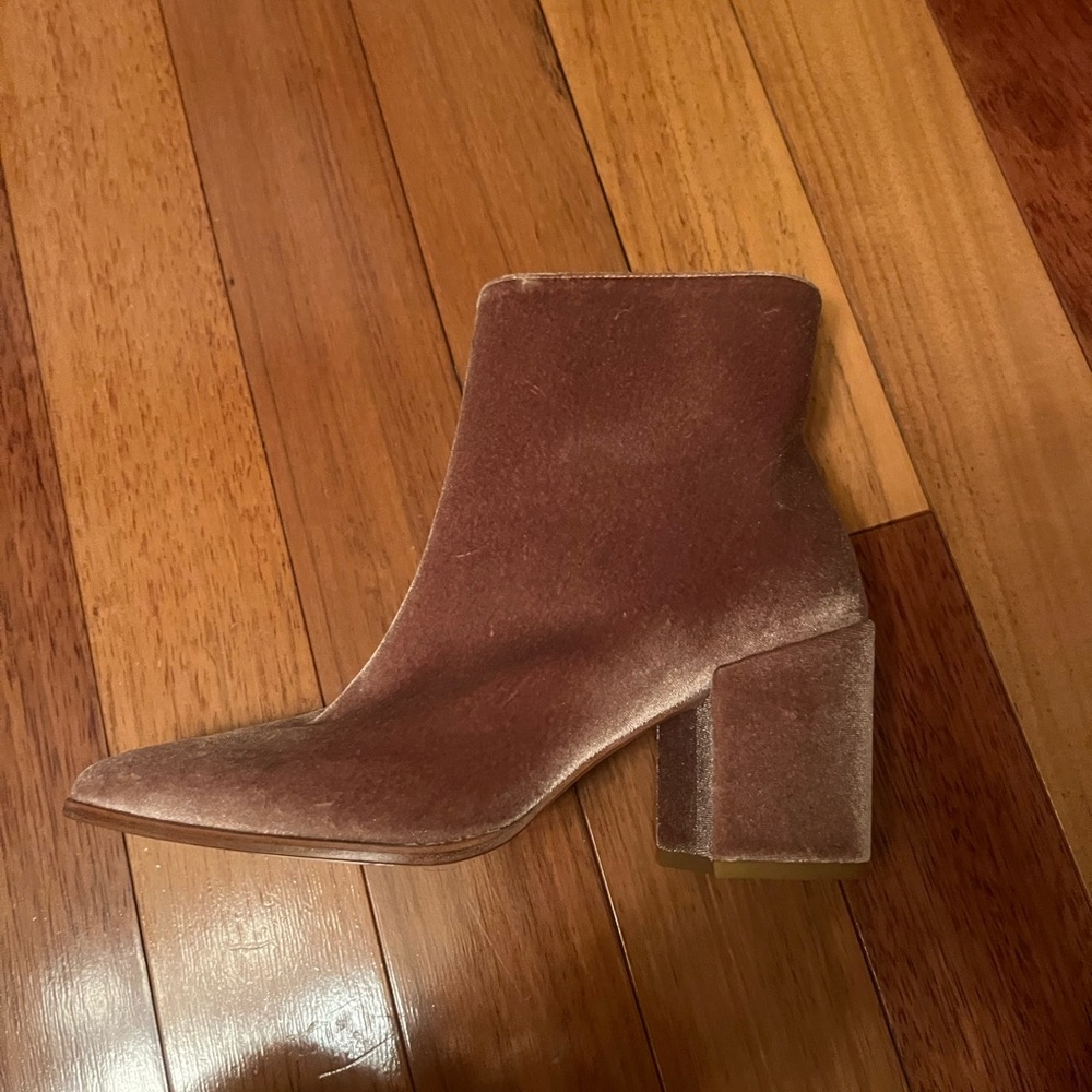 Stuart Weitzman Heeled Boots